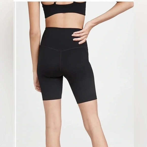 NWT Girlfriend Collective High-Rise Compression Bike Shorts - Picture 2 of 10